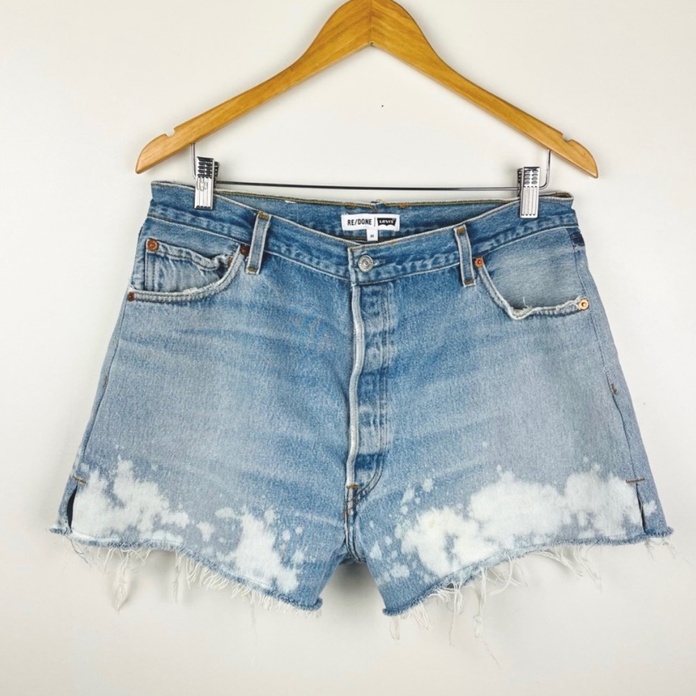 RE/DONE x Levis Shorts Size 31/32 THE SHORT Cut Off Distressed 501 Button Fly